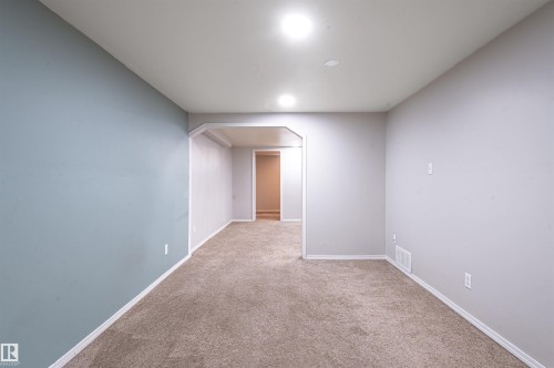 5207 103 Avenue Nw, Edmonton, AB 