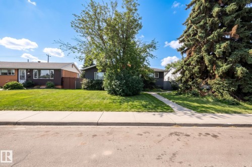 5207 103 Avenue Nw, Edmonton, AB 