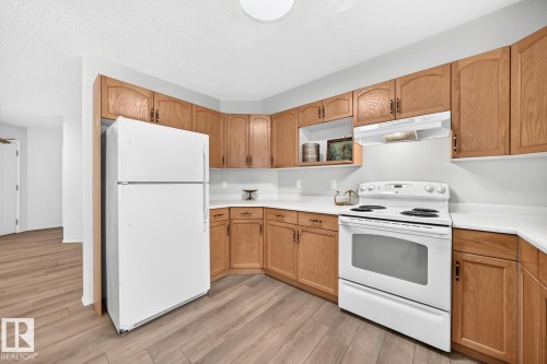 #208 2520 52 St Nw, Edmonton, AB 