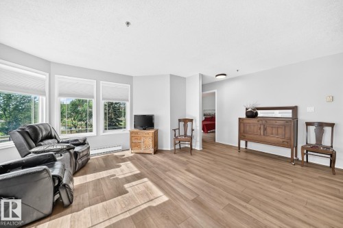 #208 2520 52 St Nw, Edmonton, AB 