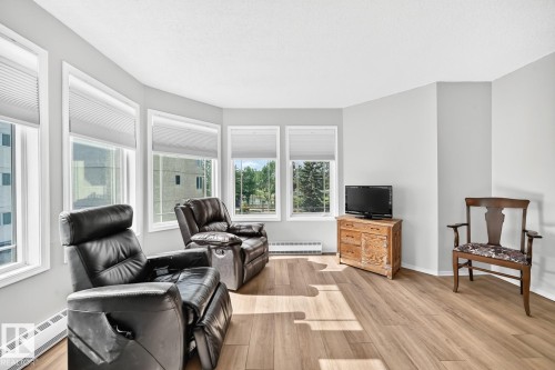 #208 2520 52 St Nw, Edmonton, AB 