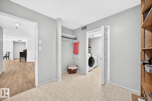 #208 2520 52 St Nw, Edmonton, AB 