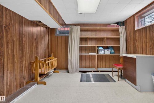 6503 88 Avenue Nw, Edmonton, AB - Indoor Photo Showing Other Room