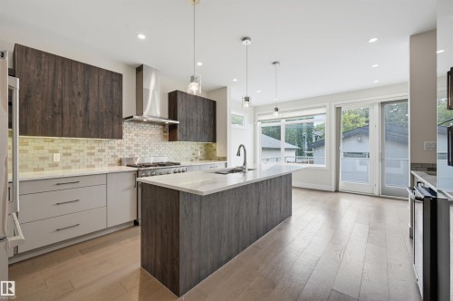11109 University Avenue Nw, Edmonton, AB 