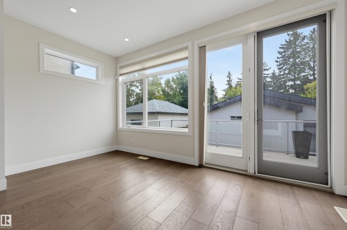 11109 University Avenue Nw, Edmonton, AB 