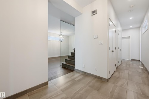 11109 University Avenue Nw, Edmonton, AB 