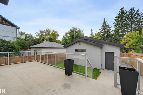 11109 University Avenue Nw, Edmonton, AB 