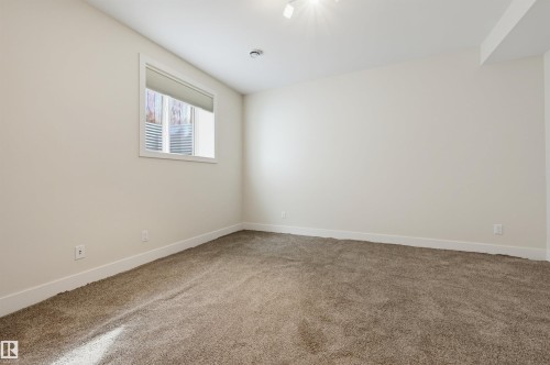 11109 University Avenue Nw, Edmonton, AB 