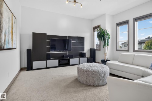 1107 Chahley Crest Nw, Edmonton, AB 