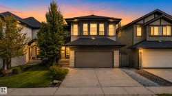 1107 CHAHLEY Crest NW  Edmonton, AB T6M 0K5