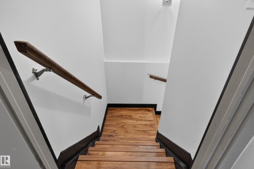 1107 Chahley Crest Nw, Edmonton, AB 
