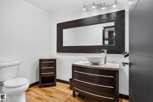 1107 Chahley Crest Nw, Edmonton, AB 