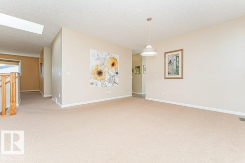 10439 14 Avenue Nw, Edmonton, AB 