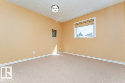10439 14 Avenue Nw, Edmonton, AB 