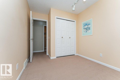 10439 14 Avenue Nw, Edmonton, AB 