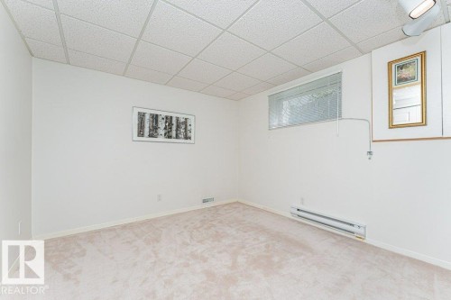 10439 14 Avenue Nw, Edmonton, AB 