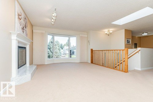 10439 14 Avenue Nw, Edmonton, AB 