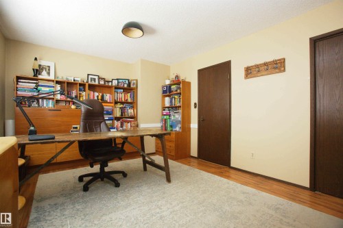 12137 50 Street Nw, Edmonton, AB 