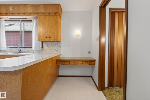 9821 83 Avenue Nw, Edmonton, AB 