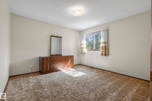 9821 83 Avenue Nw, Edmonton, AB 