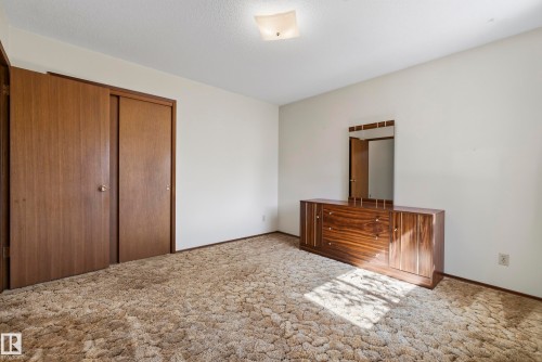 9821 83 Avenue Nw, Edmonton, AB 