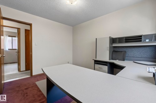 9821 83 Avenue Nw, Edmonton, AB 