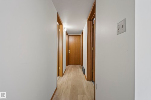 9821 83 Avenue Nw, Edmonton, AB 