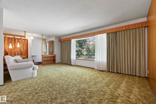 9821 83 Avenue Nw, Edmonton, AB 