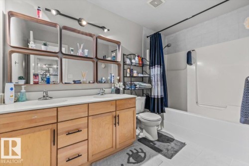 #704 9707 105 St Nw, Edmonton, AB - Indoor Photo Showing Bathroom