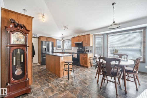 1 Mullen Court, Leduc, AB 