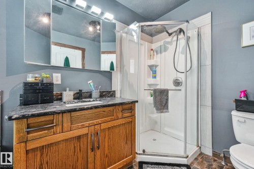 1 Mullen Court, Leduc, AB 