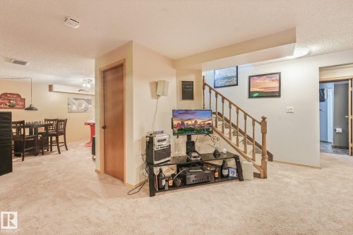 1 Mullen Court, Leduc, AB 