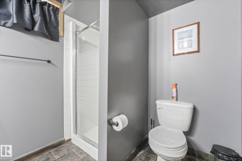 1 Mullen Court, Leduc, AB 