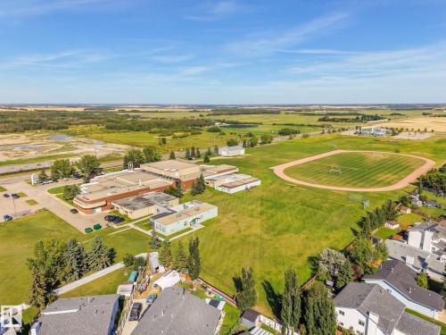 1 Mullen Court, Leduc, AB 