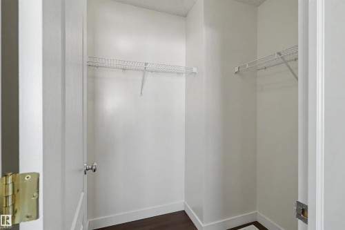 4712 201 St Nw, Edmonton, AB 
