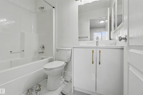 4712 201 St Nw, Edmonton, AB 