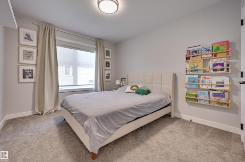 550 Eagleson Wynd Nw, Edmonton, AB 