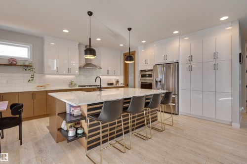 550 Eagleson Wynd Nw, Edmonton, AB 