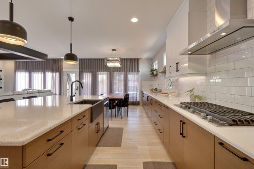 550 Eagleson Wynd Nw, Edmonton, AB 