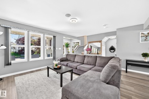 7824 14 Avenue Sw, Edmonton, AB 