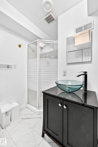 7824 14 Avenue Sw, Edmonton, AB 