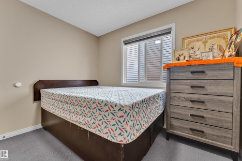 3113 16A Avenue Nw, Edmonton, AB 