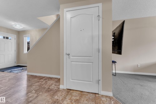 3113 16A Avenue Nw, Edmonton, AB 