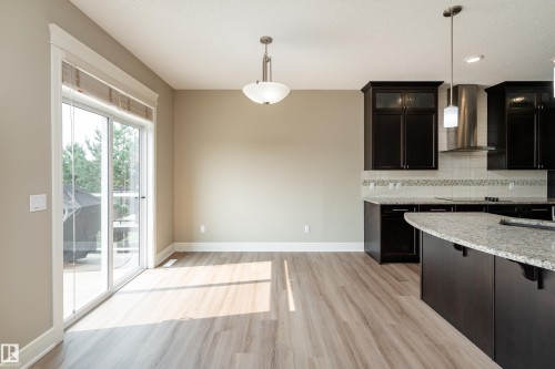 3301 Abbott Crescent Sw, Edmonton, AB - Indoor Photo Showing Kitchen