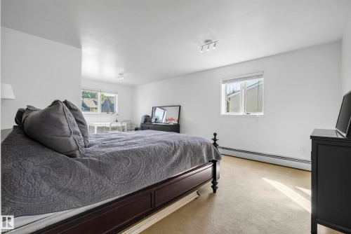 9571 91 Street Nw, Edmonton, AB 