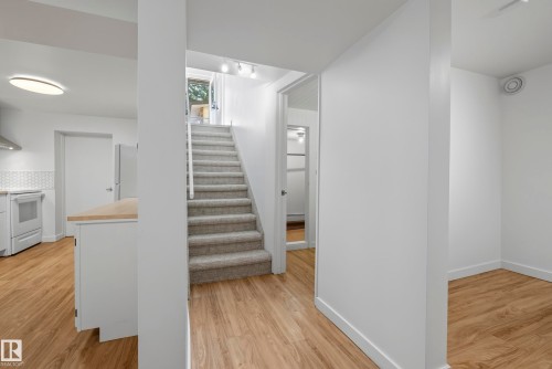9571 91 Street Nw, Edmonton, AB 
