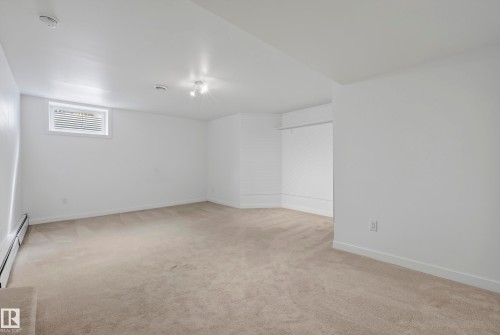 9571 91 Street Nw, Edmonton, AB 