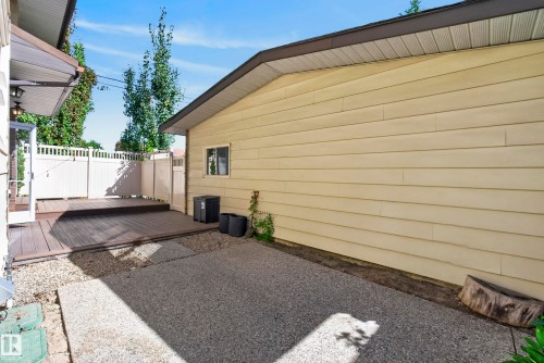 9571 91 Street Nw, Edmonton, AB 