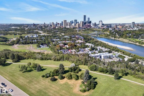 9571 91 Street Nw, Edmonton, AB 