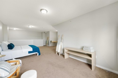 #427 3425 19 St Nw, Edmonton, AB - Indoor Photo Showing Bedroom